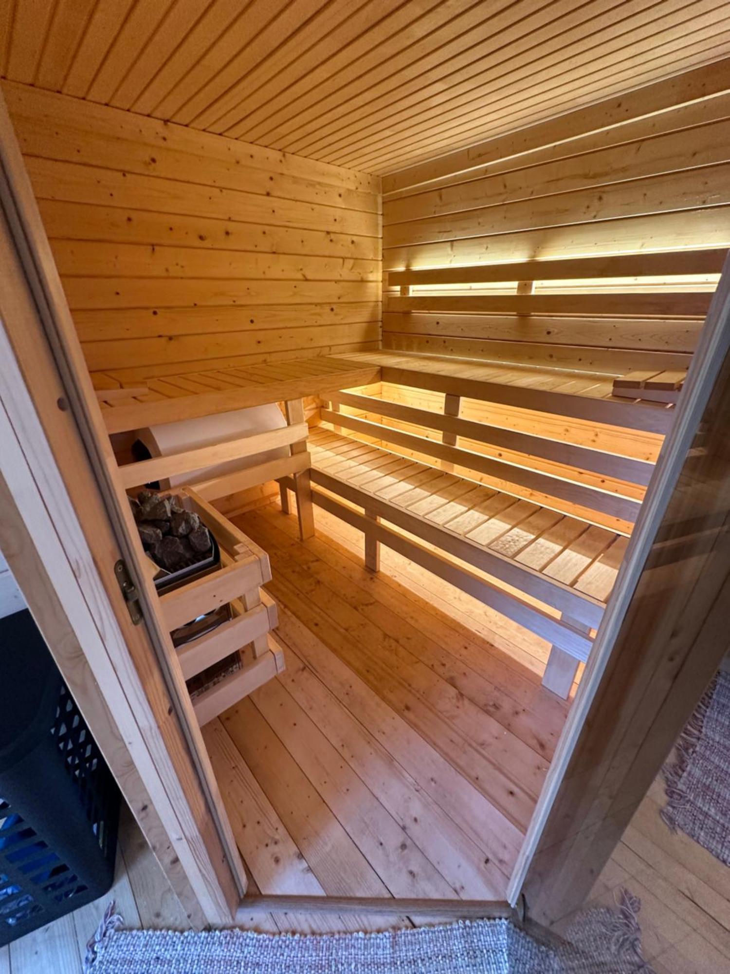 Kaespri Farmstay Koguva Esterno foto